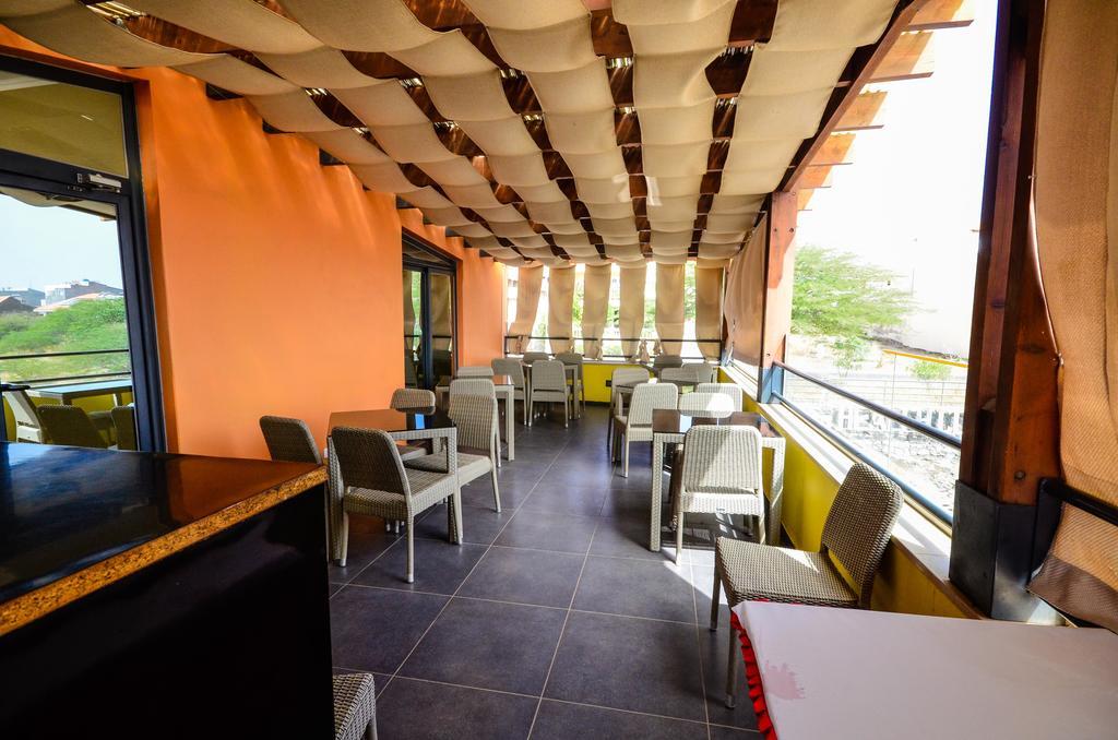 Vivi Hotel Praia Kültér fotó
